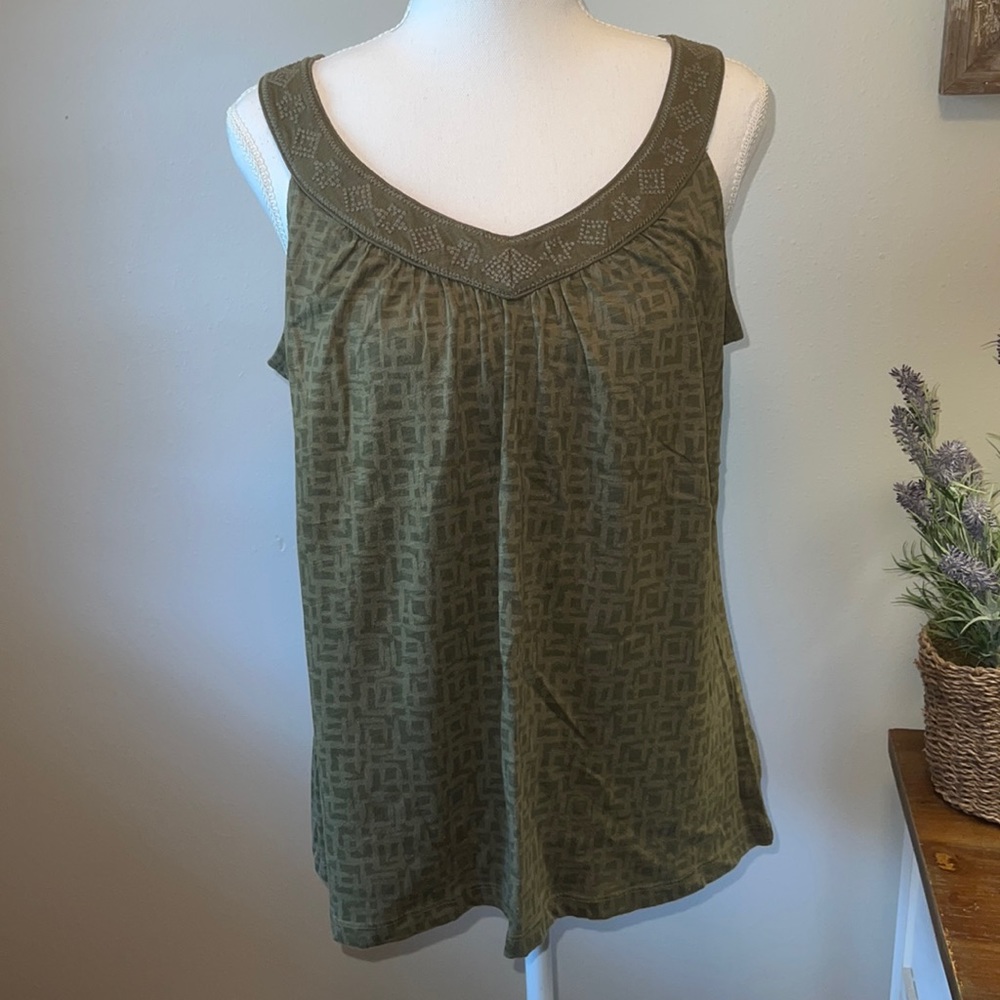 V-Neck Tank